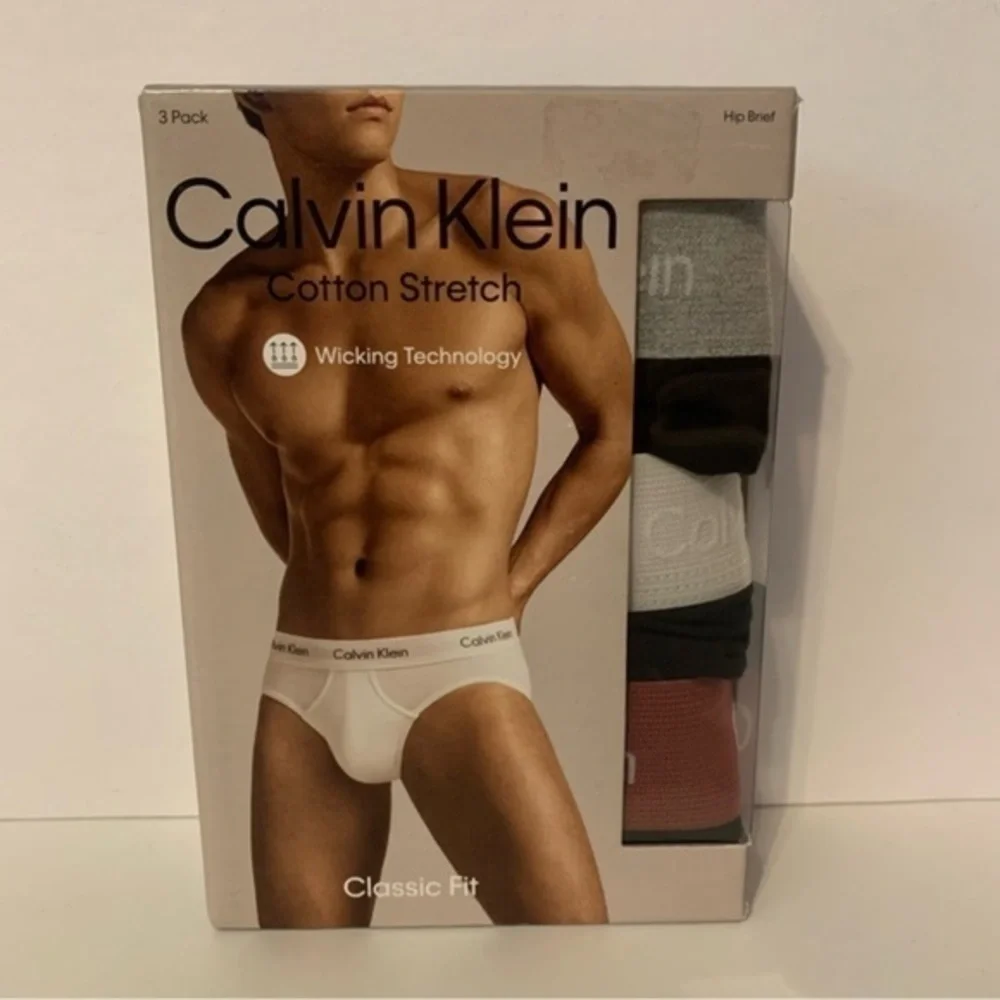 NIB. CALVIN KLEIN Men’s 3pk Hip Brief